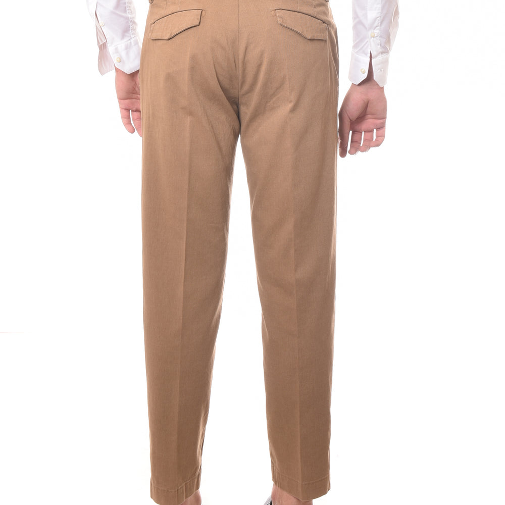 
                      
                        Pantalone In Cotone Ocra
                      
                    